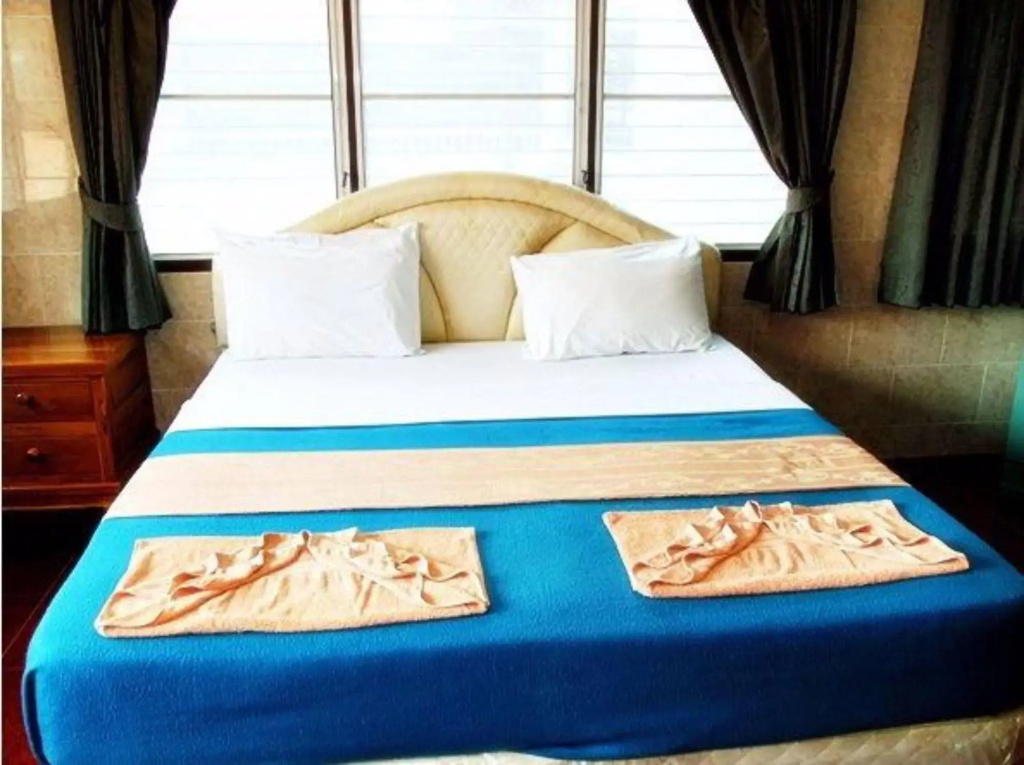 Jirawan Hotel