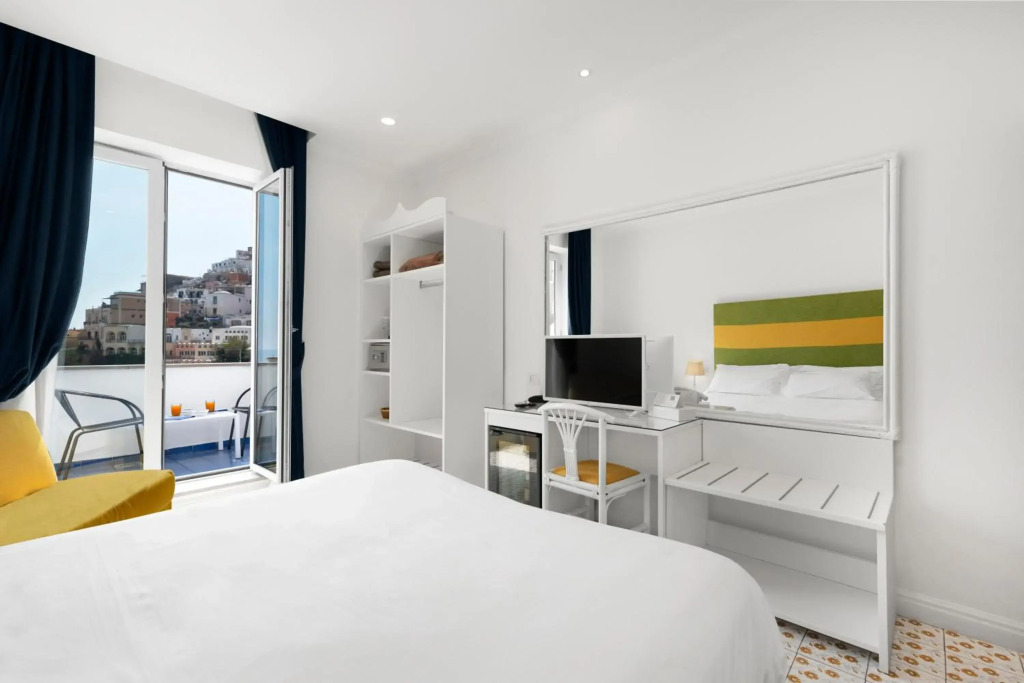 Hotel Bougainville