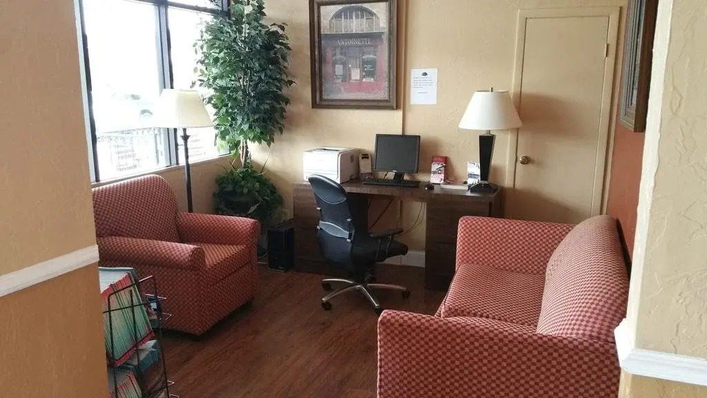 Imperial Swan Hotel and Suites Lakeland