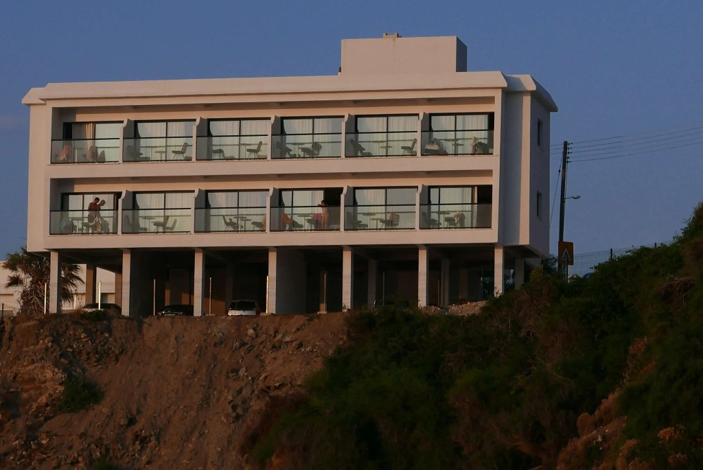 E. J. Pyrgos Bay Hotel