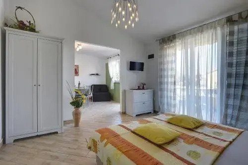 Apartments Metti
