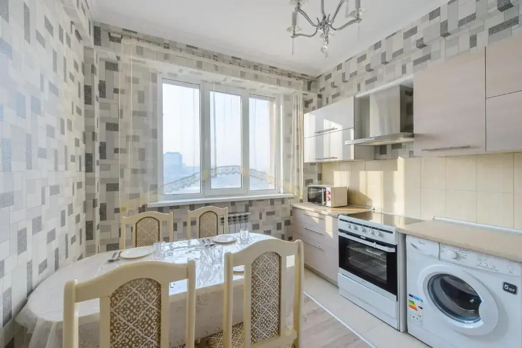 Apartments on Kazybek by 125 1 floor 6