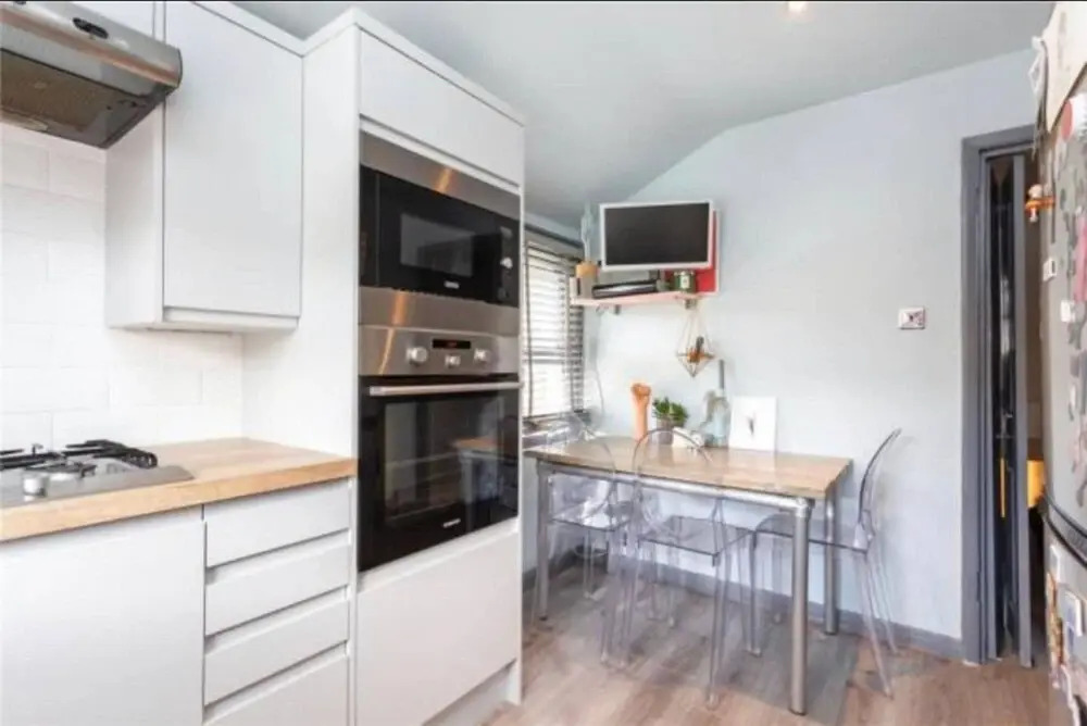 Lovely 1 Bedroom Home in SW London