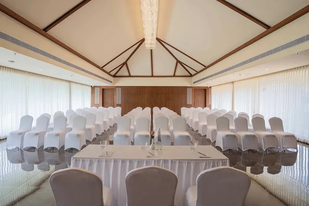Tree of Life Amara Resorts & Spa Udaipur