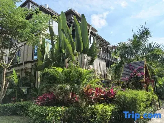 Xishuangbanna Jinghong Nuanqixia Room Courtyard