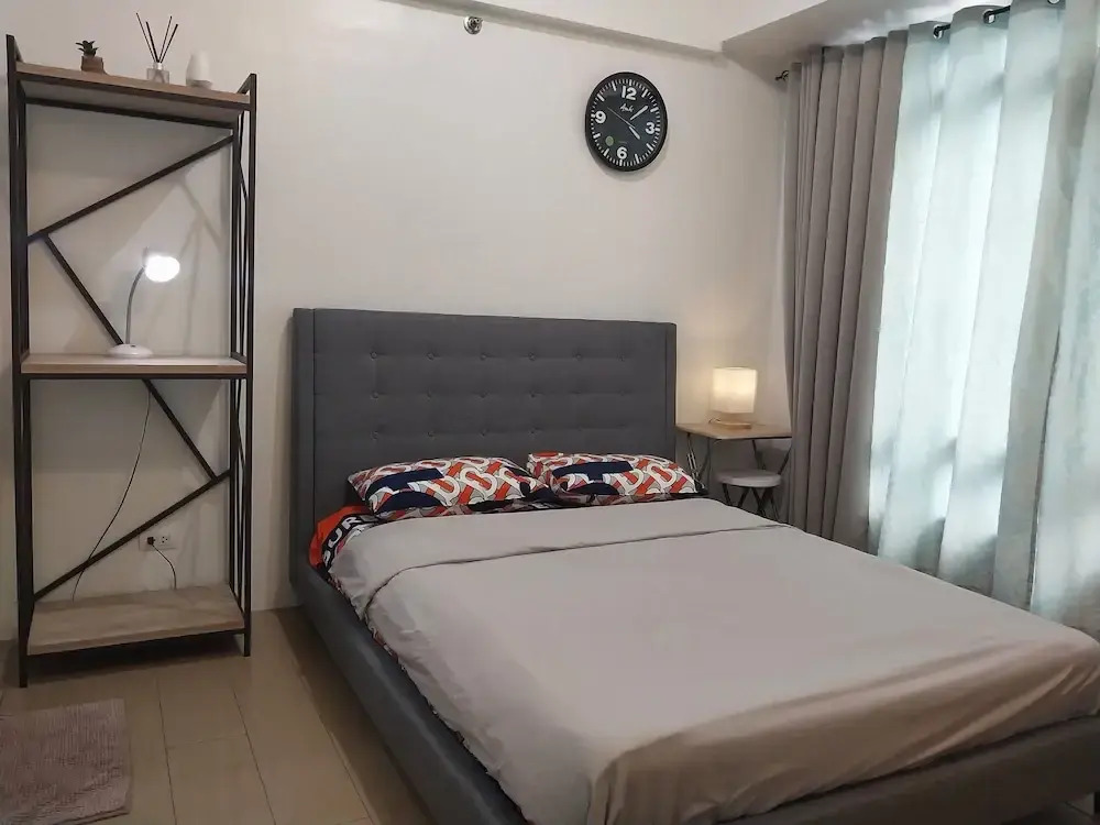 Alps Condotel at 150 NAIA T3