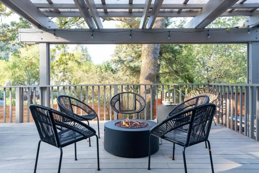 Mataro by Avantstay Large & Elegant Home in Santa Rosa w/ Hot Tub & Games