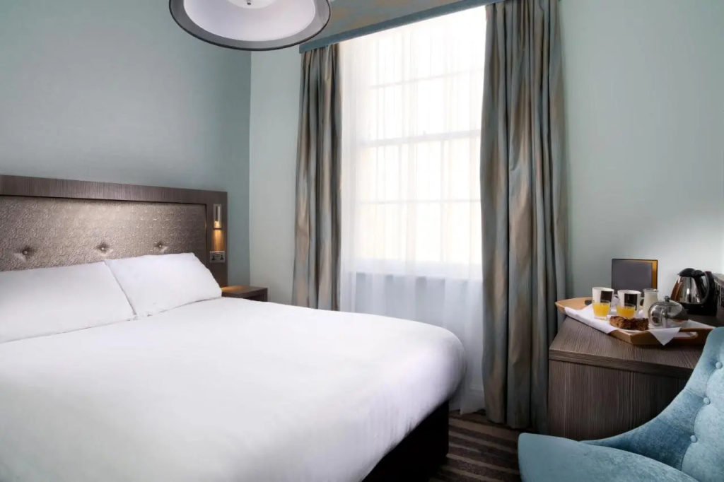 London Chigwell Prince Regent Hotel, BW Signature Collection