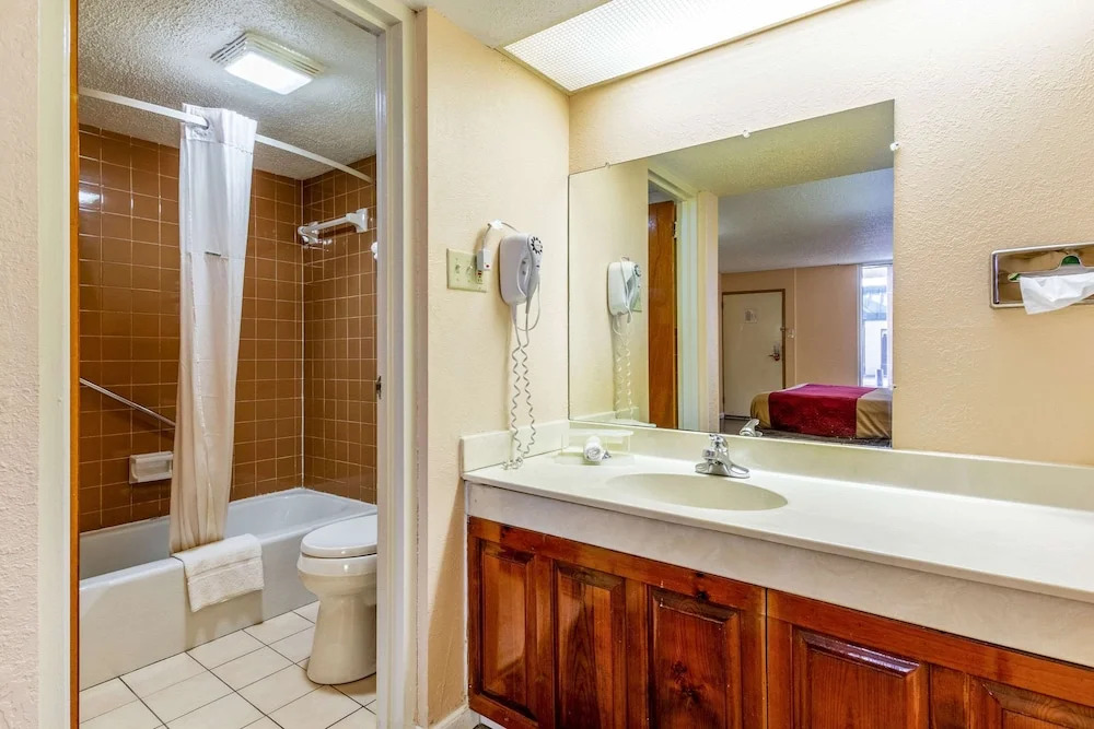 Days Inn Lake City