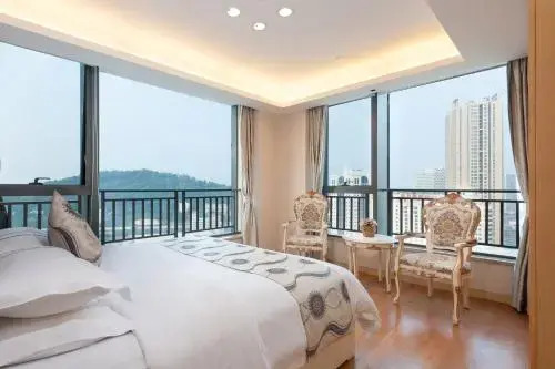 Yishang Apartment Baoli Zhonghui
