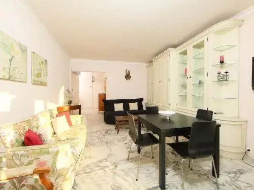 PresquIle Apartment
