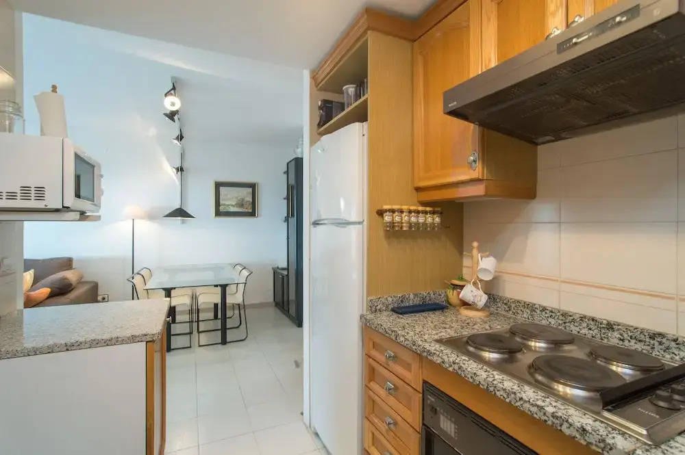 AQ-4 CALELLA DE PALAFRUGELL 4 PAX
