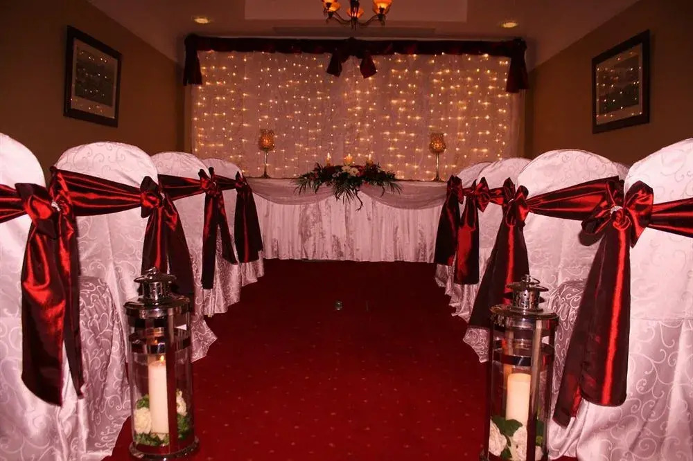 Westenra Arms Hotel