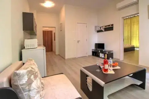 Apartments Karina