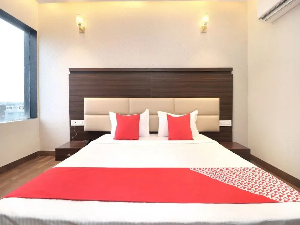 OYO 15814 Hotel The Brew Times
