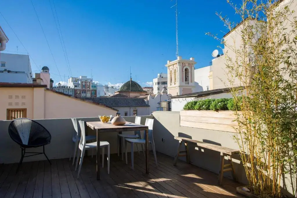 Singularstays Roger De Flor