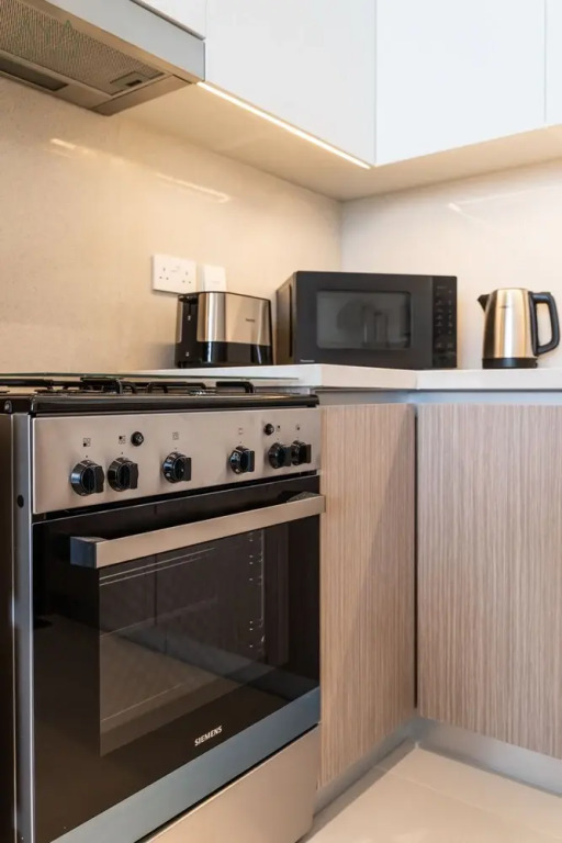 Aya - Outstanding 1BR Apartment With Amazing Creek Views