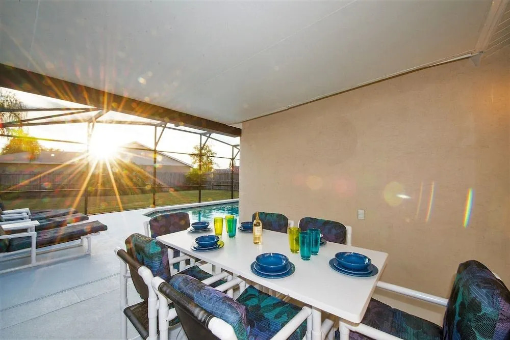 Fenced Yard, Private Pool, Close to Disney!!