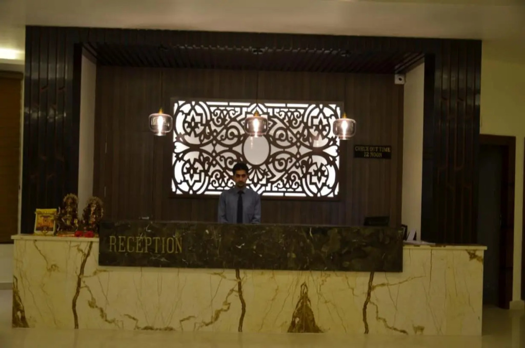 Tulip Tree Hotel