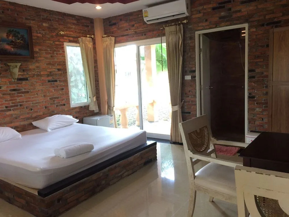 I-In Resort
