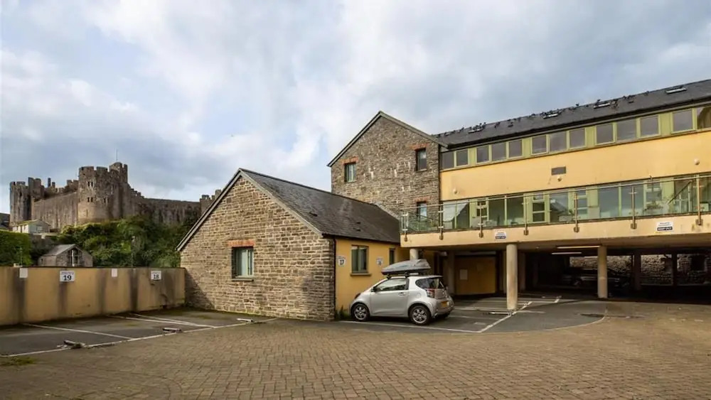 North Quay Court 9