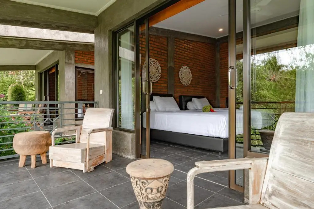 Alamanda Lovina Resort
