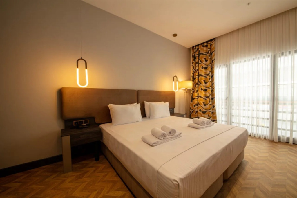 V Center Hotel