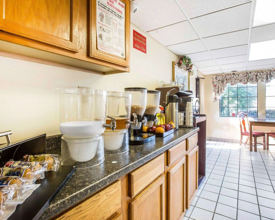Econo Lodge Jonesboro - Atlanta South