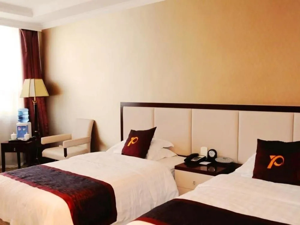 Xinmao Tiancai Hotel