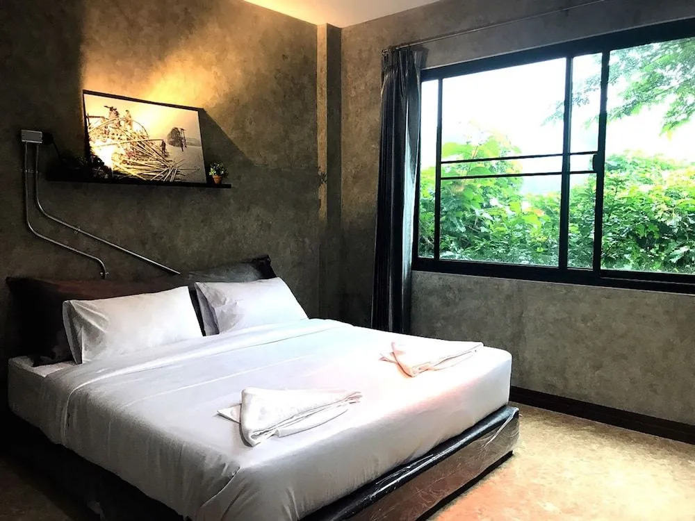Sut Jai House