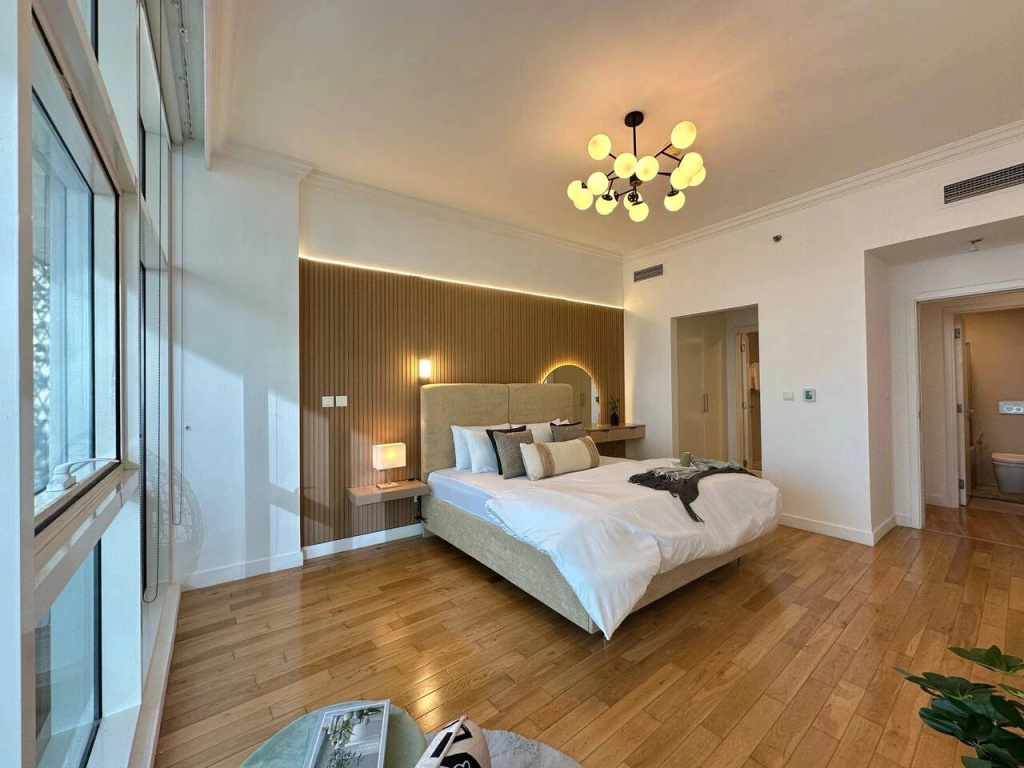 Квартира JBR Beachfront 3BR Sleeps 12 Pool Sea View