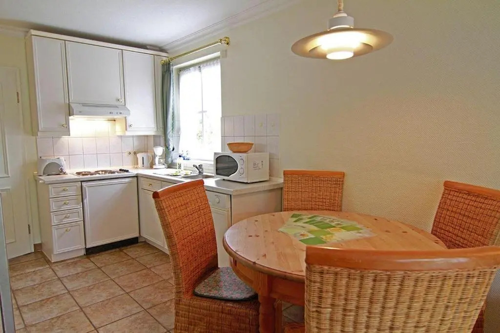 Haus-Meisennest-Wohnung-Kiebitz