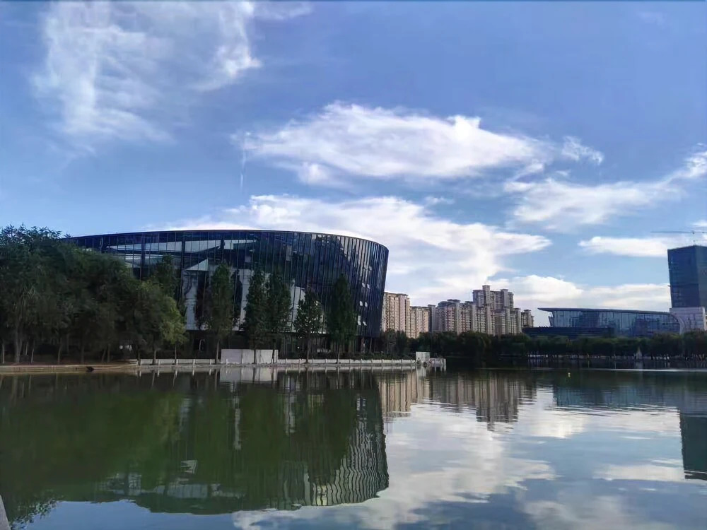 Yading Peninsula Hotel