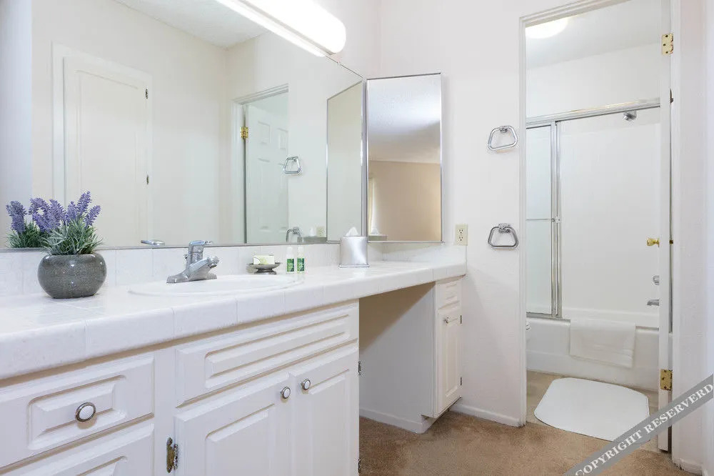 Toluca Hills Apartments By Avalon