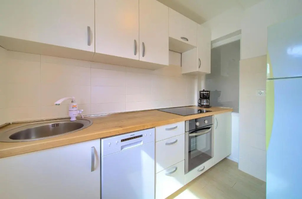Apartment Frane