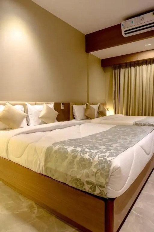 The Falcon Inn - Mumbai Central