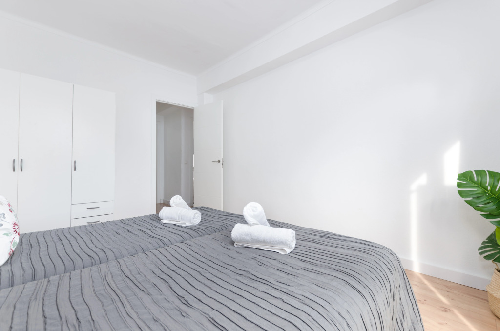 Port Apartments