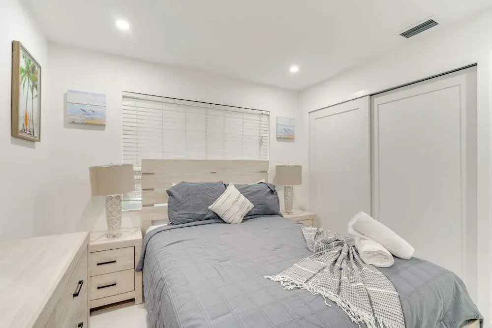 Swim, Golf & Explore: Pet-friendly Cape Coral Home
