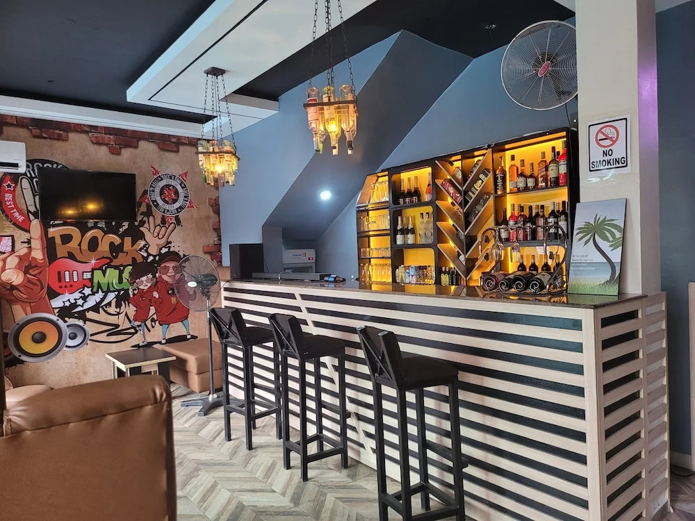 The Charis Hotel and Suites
