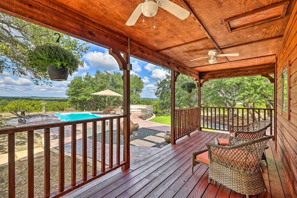 Dripping Springs Cabin w/ Pool, Hill Country Views