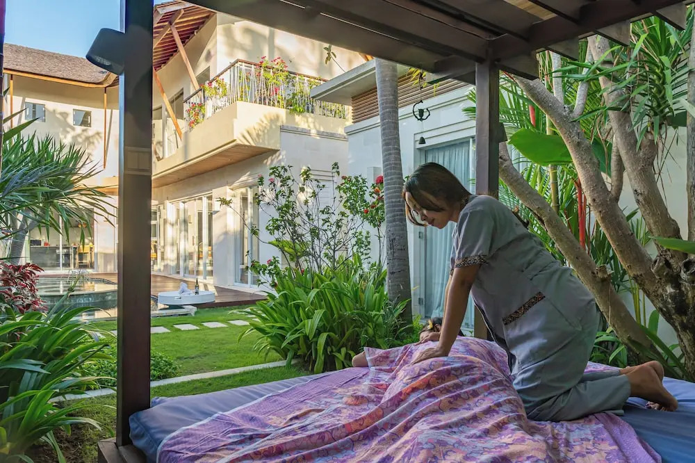 Luxury - Villa RON - Central Seminyak