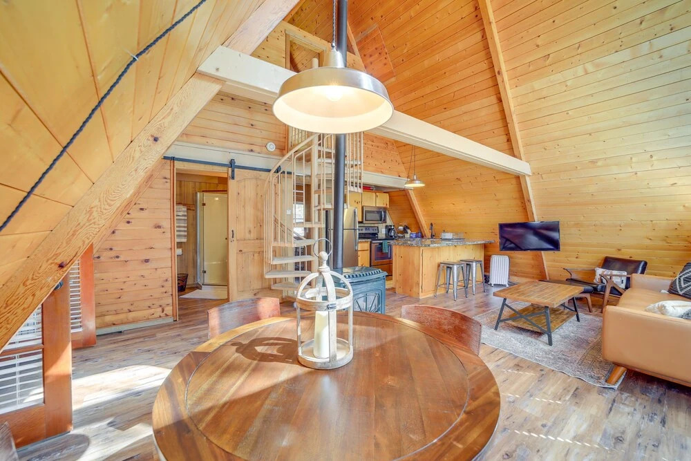 Pet-friendly Arizona Cabin - Fire Pit, Near Skiing
