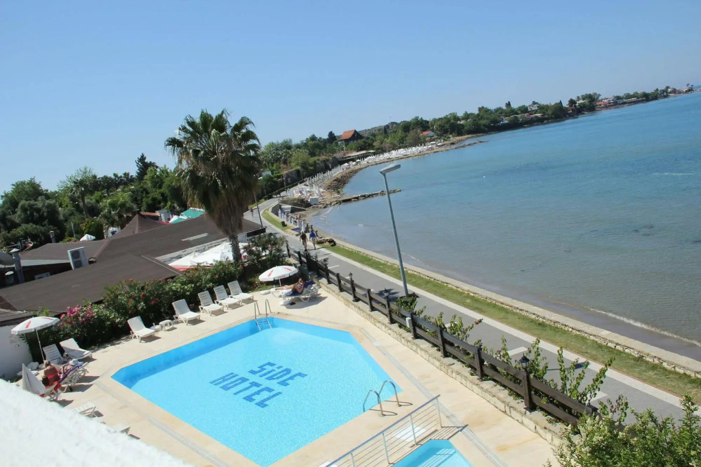 Side Beach Hotel