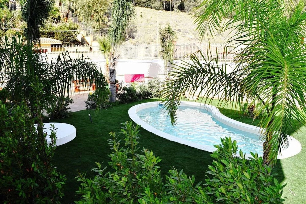 Bella Villa