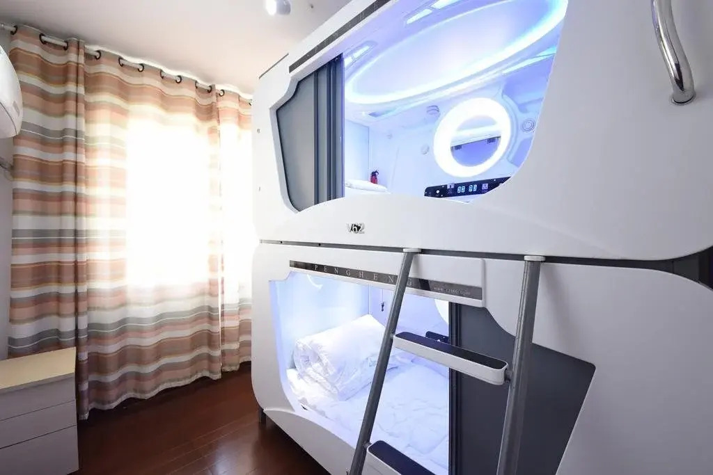 Baisha Youth Hostel
