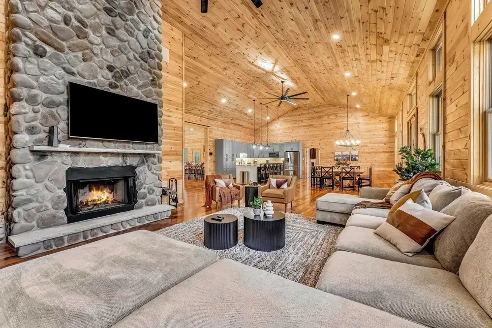 Grand Timber by Avantstay Indoor Pool + Sports Court + Game Room & More!