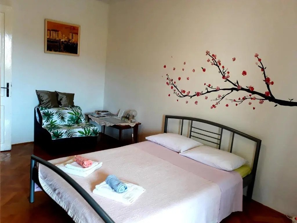 Apartments Gulin