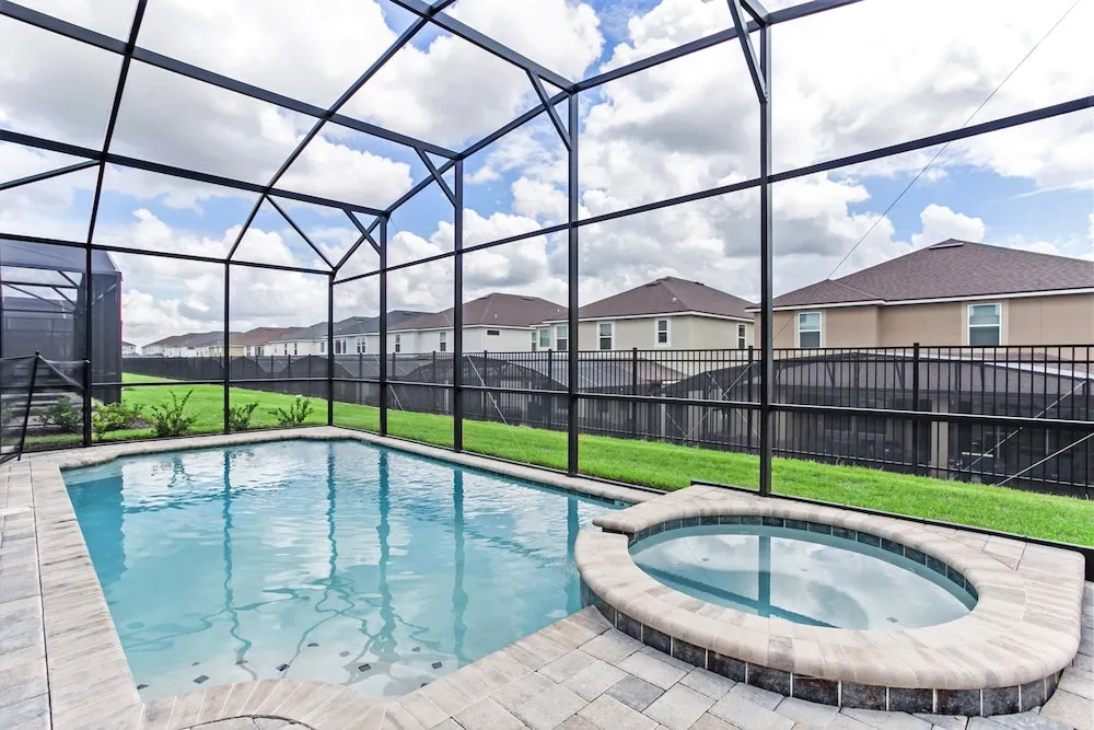 6 BD 5 BH Villa Game Room Spa Pool