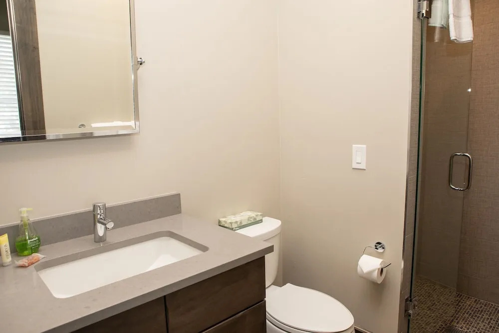 1242 Westhaven Circle 4 Bedroom Townhouse by Redawning