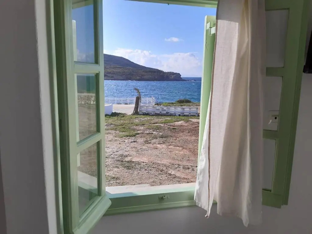Sunset Studios & Rooms